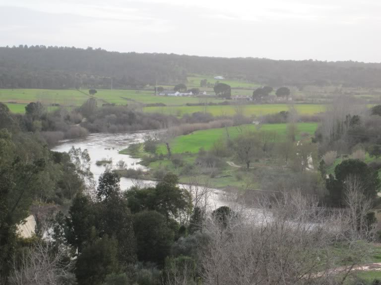 Descarga da Barragem II