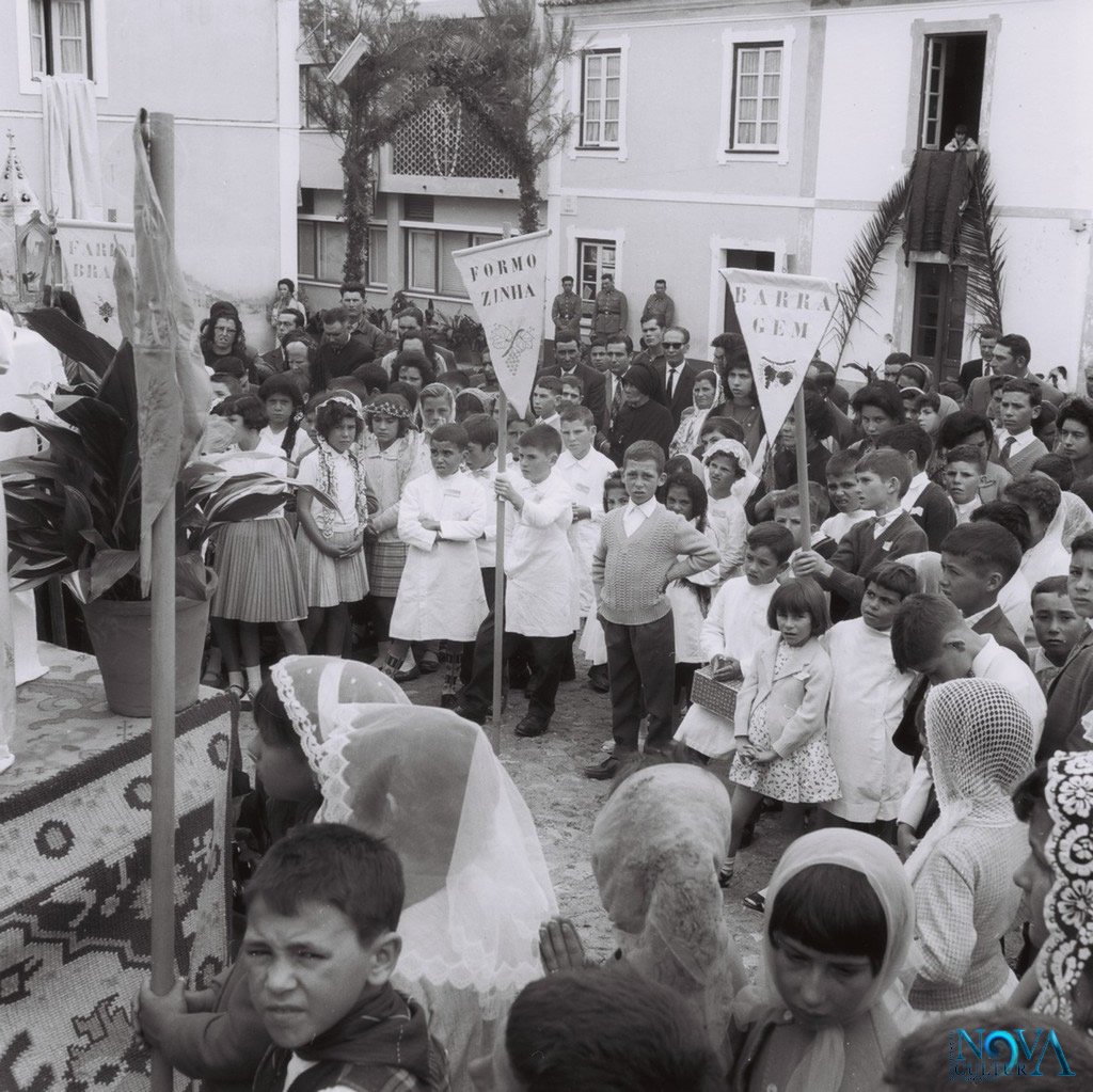 missa andor procissao largo igreja